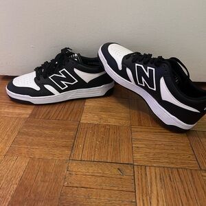 Women’s New Balance